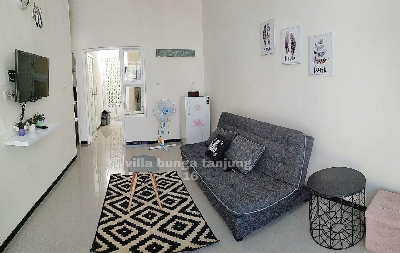 Villa Syariah Bunga Tanjung 16 Batu  Eksteriør billede