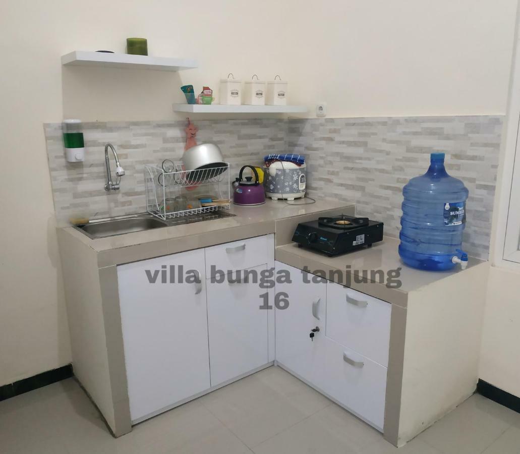 Villa Syariah Bunga Tanjung 16 Batu  Eksteriør billede