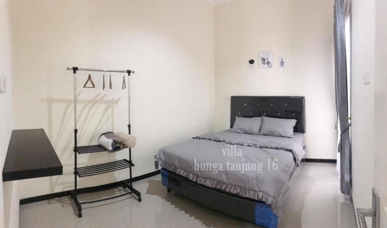 Villa Syariah Bunga Tanjung 16 Batu  Eksteriør billede