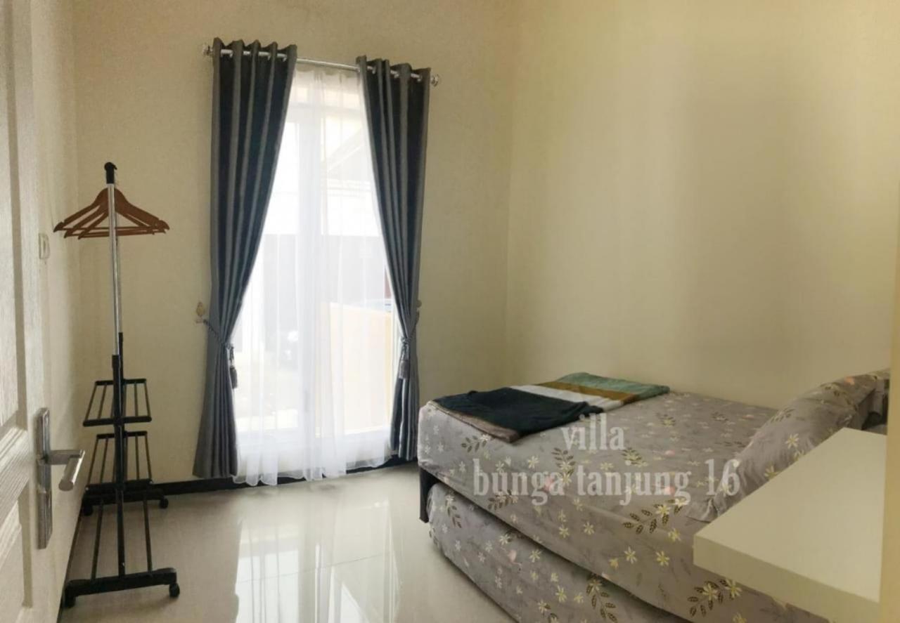 Villa Syariah Bunga Tanjung 16 Batu  Eksteriør billede